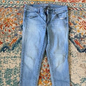 American eagle super stretch skinny jegging. Light wash, size 10 regular